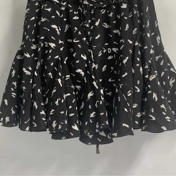 Fourteen and 9th Size Small Black and Beige Pull On Flouncy Mini Skort - Picture 7 of 9